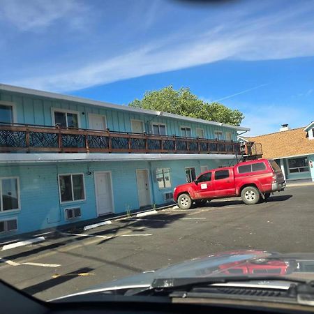 Lakeport Lake Front Resort מראה חיצוני תמונה